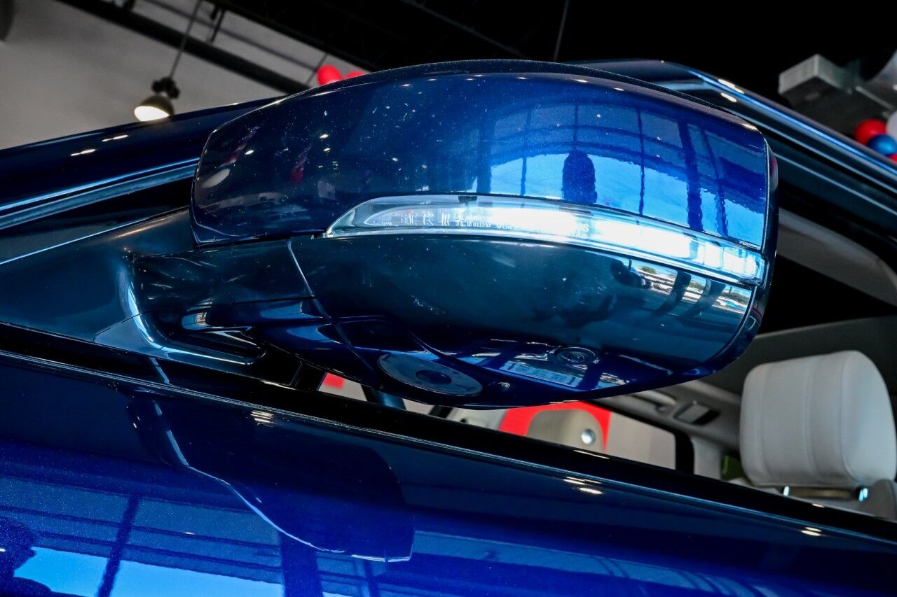 2017 Land Rover Range Rover Sport HSE photo 13