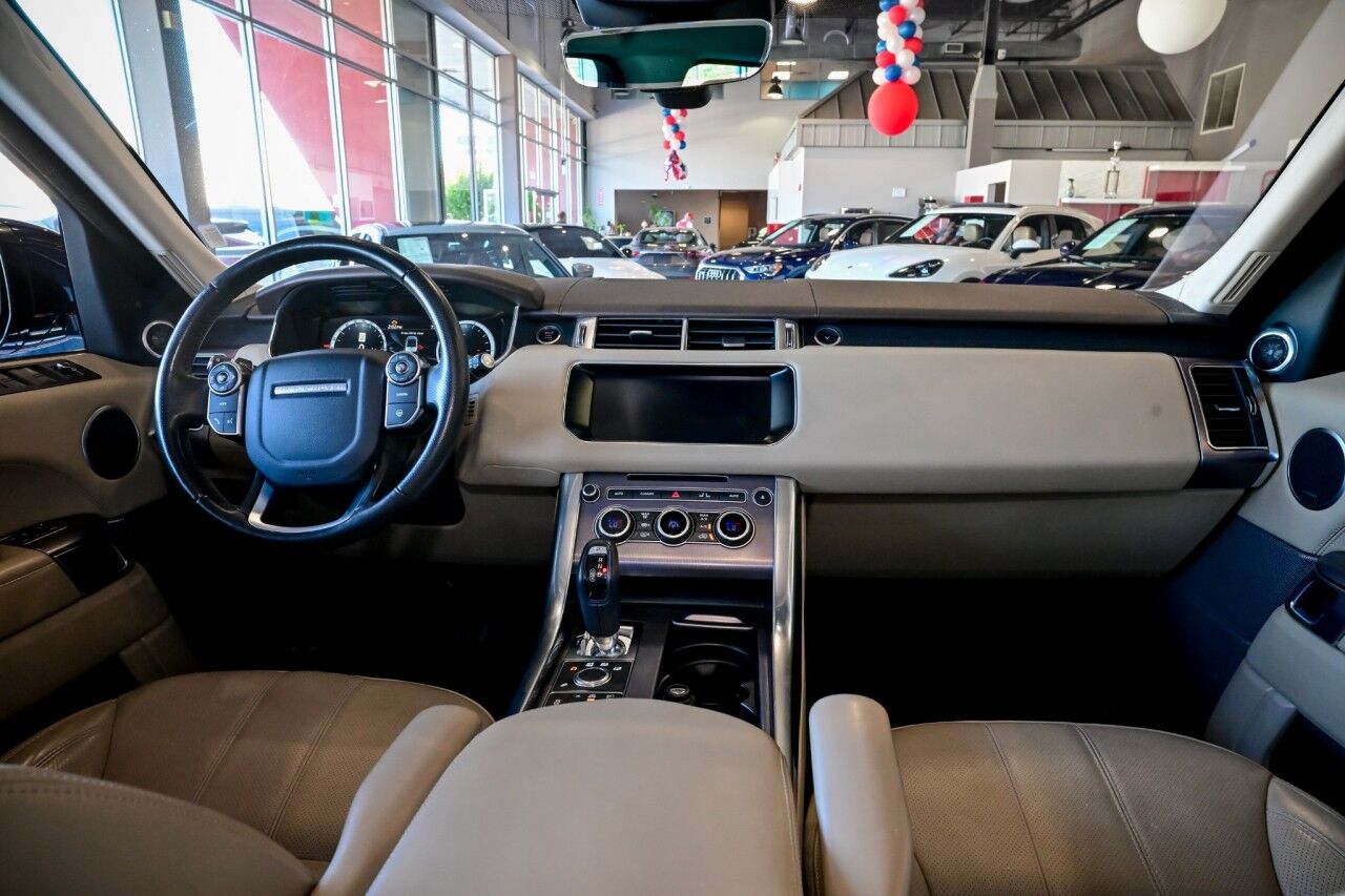 2017 Land Rover Range Rover Sport HSE photo 31