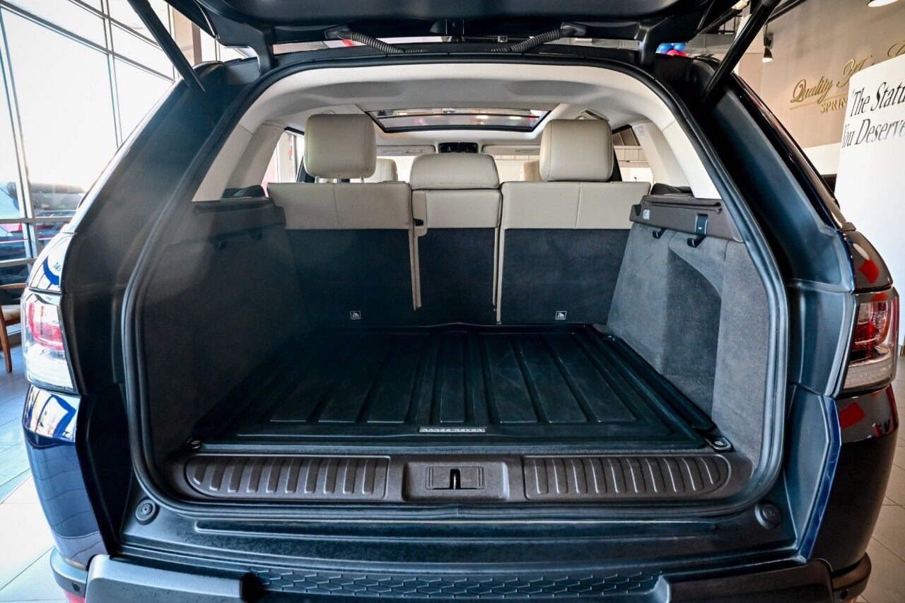 2017 Land Rover Range Rover Sport HSE photo 22