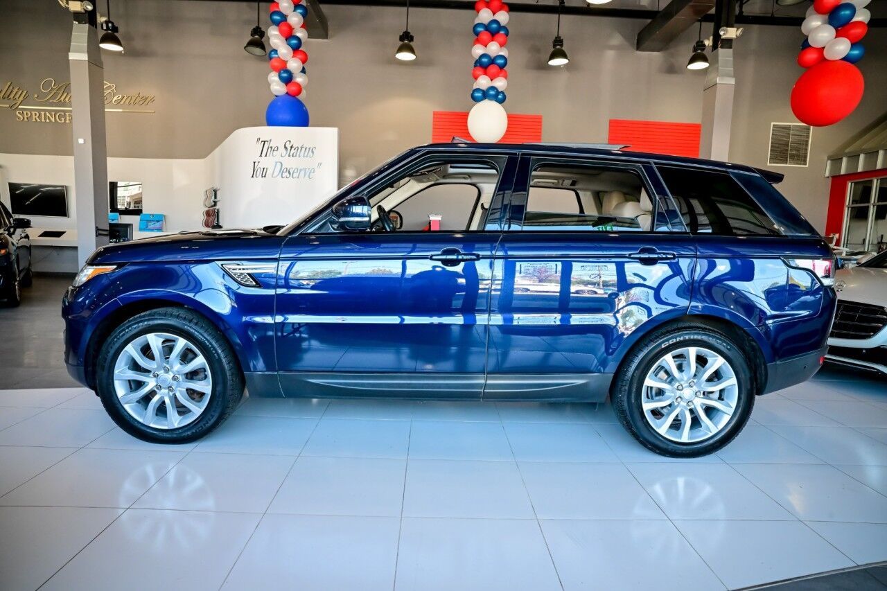 2017 Land Rover Range Rover Sport HSE photo 8