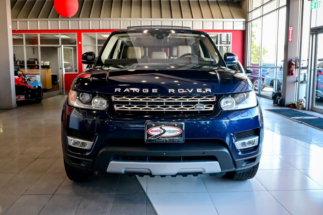 2017 Land Rover Range Rover Sport HSE photo 2