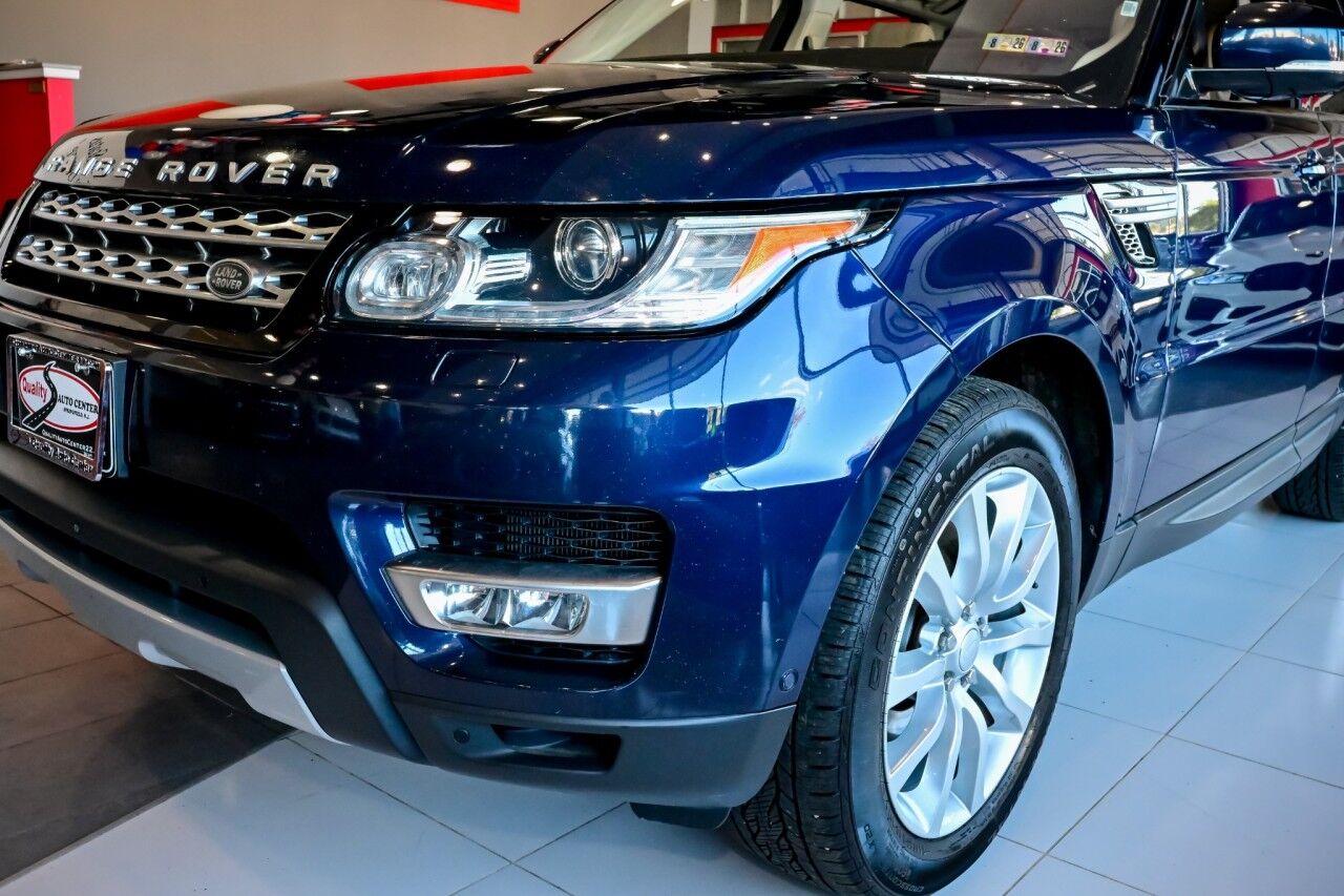 2017 Land Rover Range Rover Sport HSE photo 9