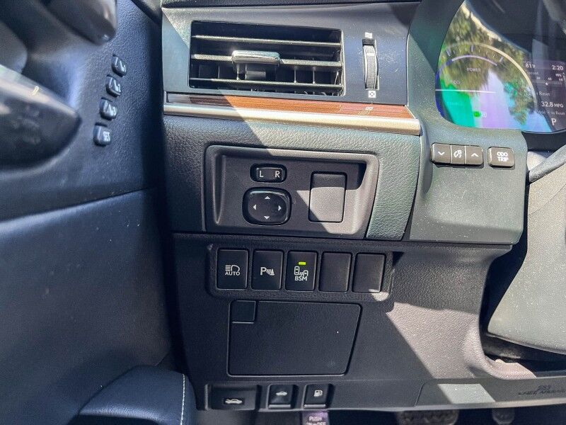 2017 Lexus ES 300h Wilmington NC