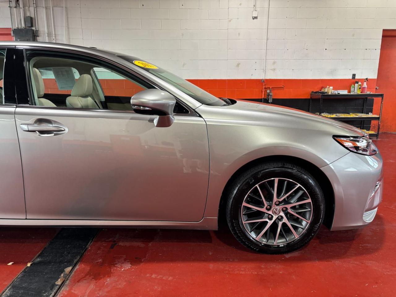 2017 Lexus ES 350 Franklin OH