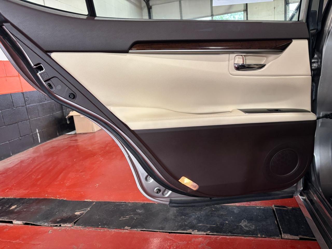 2017 Lexus ES 350 Franklin OH