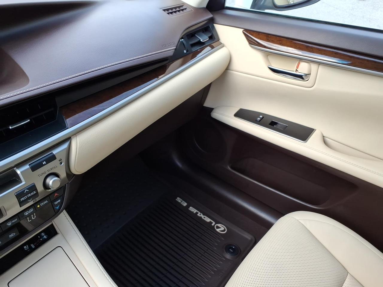 2017 Lexus ES 350 Base Roanoke VA