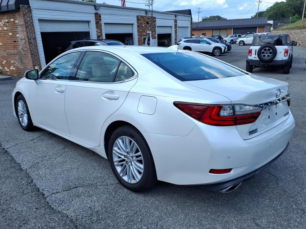 2017 Lexus ES 350 Base Roanoke VA
