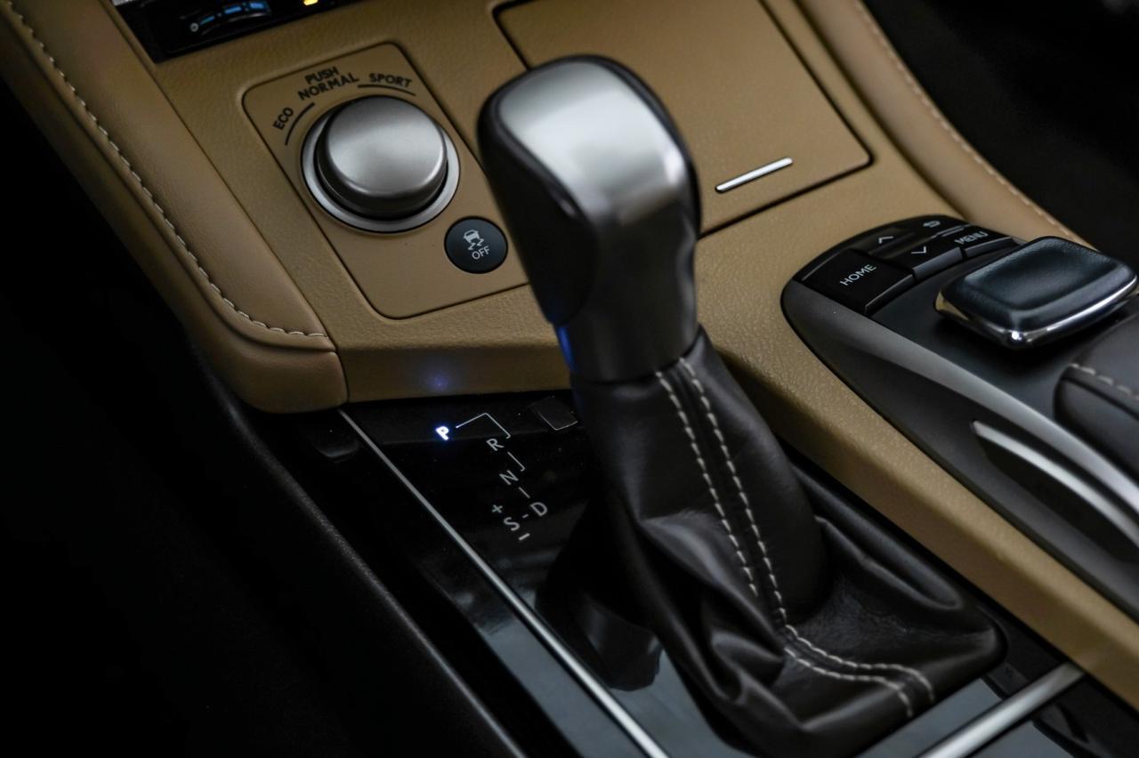 2017 Lexus ES 350 PREMIUM PKG LEXUS SAFETY SYSTEM BLIND SPOT NAVIGATION SUNROOF LE Carrollton TX