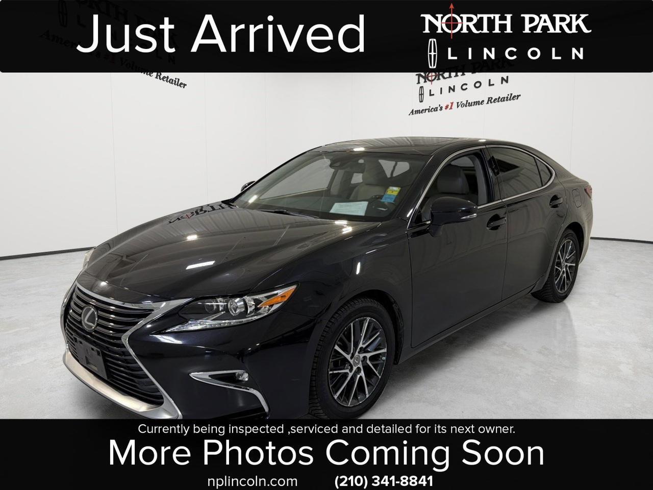2017 Lexus ES