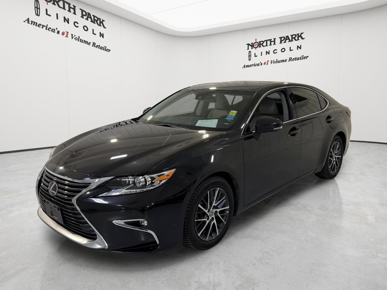 2017 Lexus ES