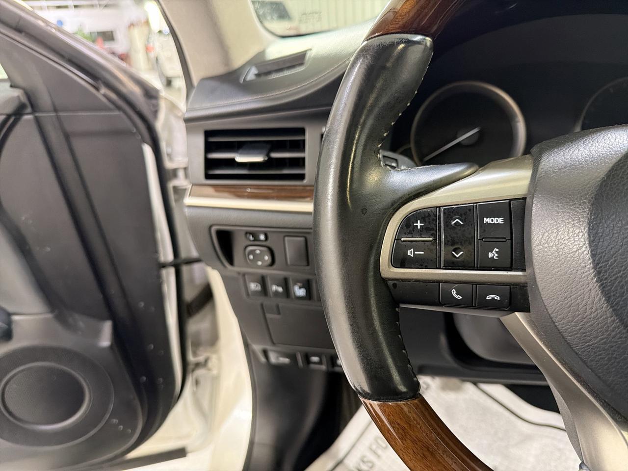 2017 Lexus ES 350 San Antonio TX