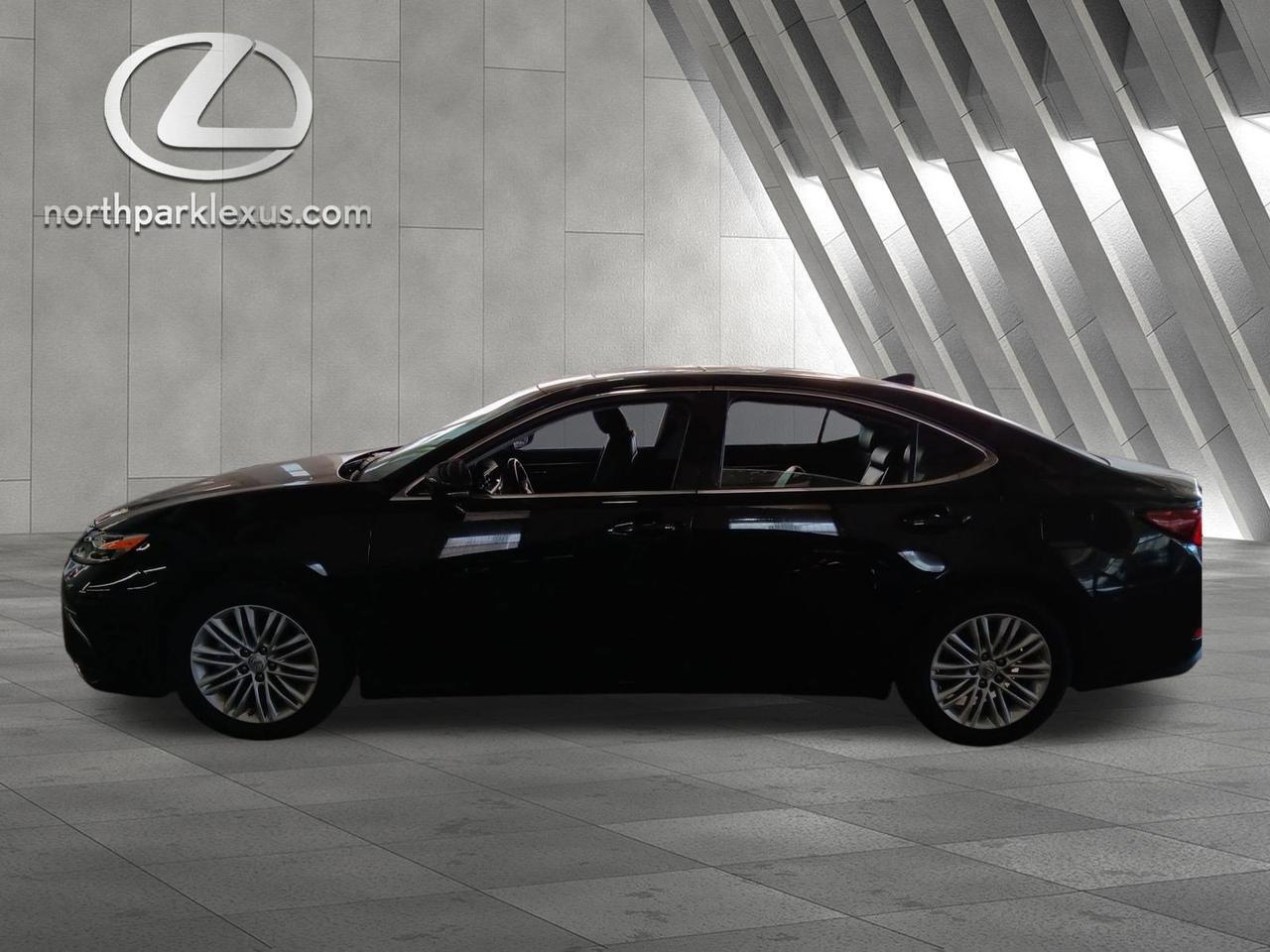 2017 Lexus ES