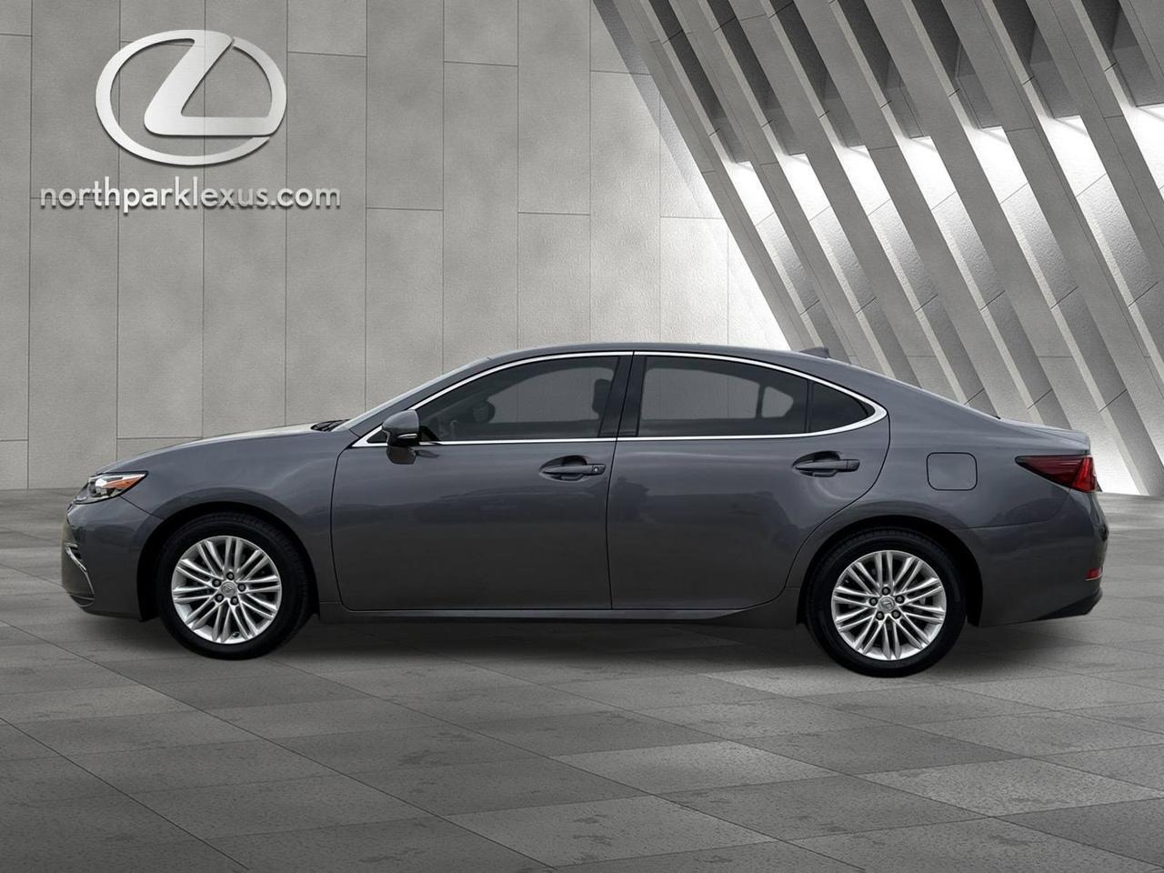 2017 Lexus ES