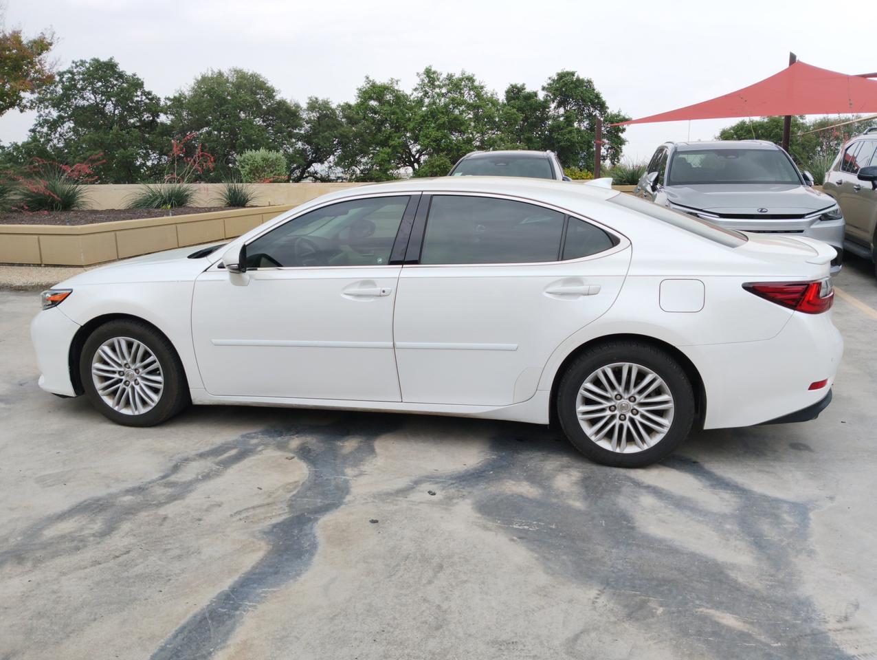 2017 Lexus ES 350