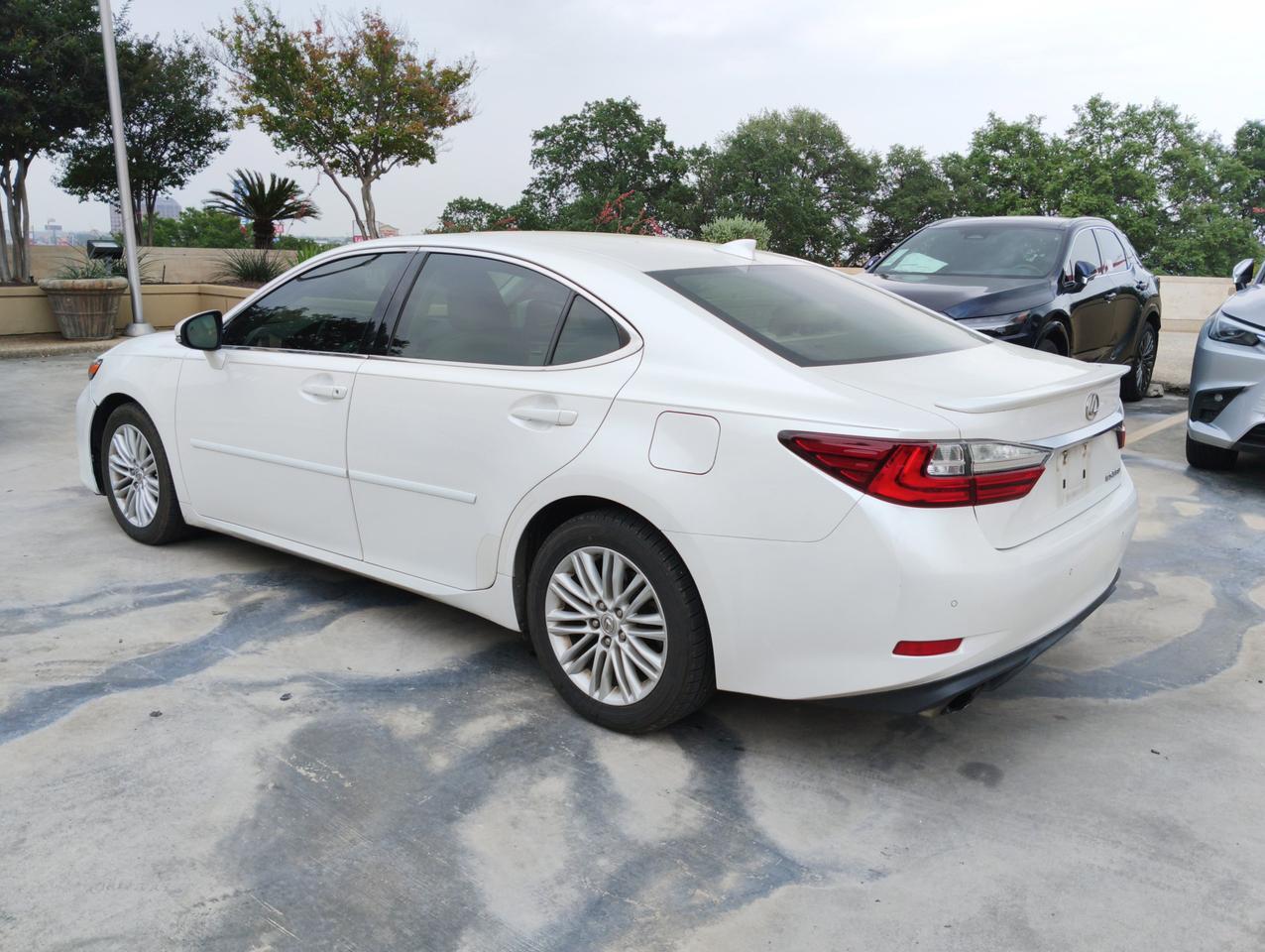2017 Lexus ES 350
