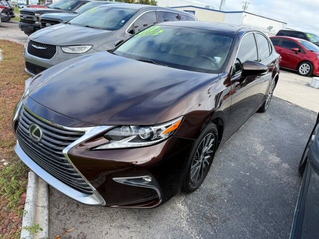 2017 Lexus ES 350 Sedan