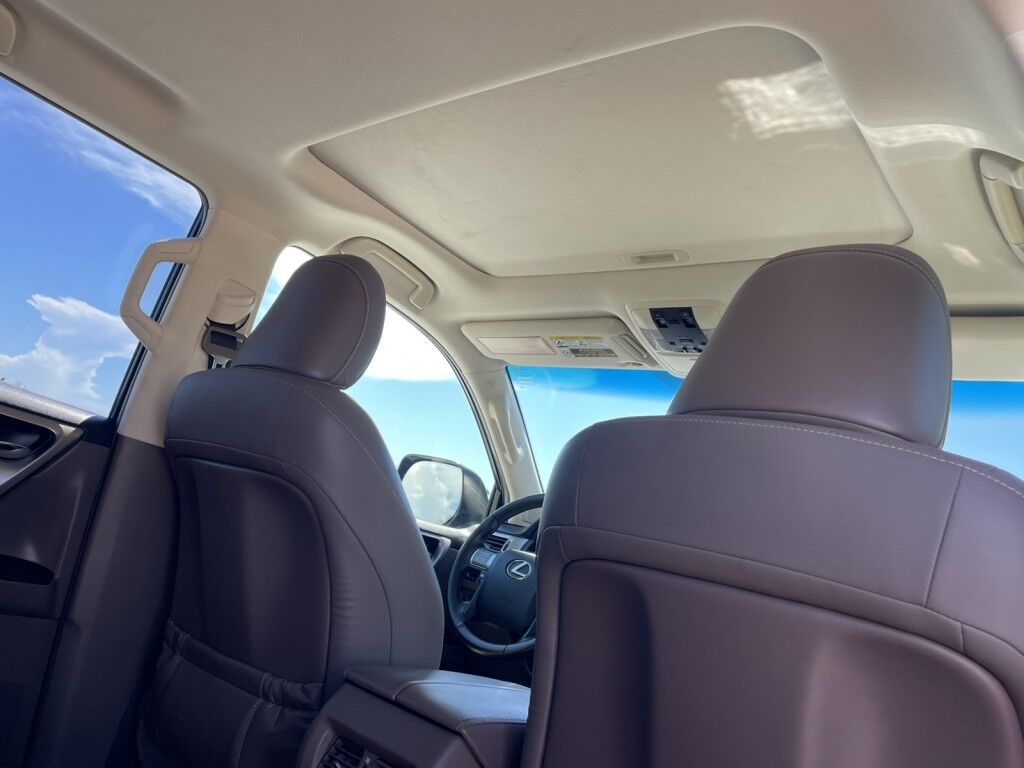 2017 Lexus GX ~ACTIVE PARKING SYSTEM~APPROACH LIGHTS~BLIND SPOT WARNING~BRAKING ASSIST~CRASH SENSORS~CRUISE CONTROL~DRIVER ASSISTANCE PACKAGE~LEATHER TRIMMED SEATS~NAVIGATION PACKAGE~REAR CROSS TRAFFIC ALERT~THIRD ROW SEATING~TRAILER WIRING Sarasota FL