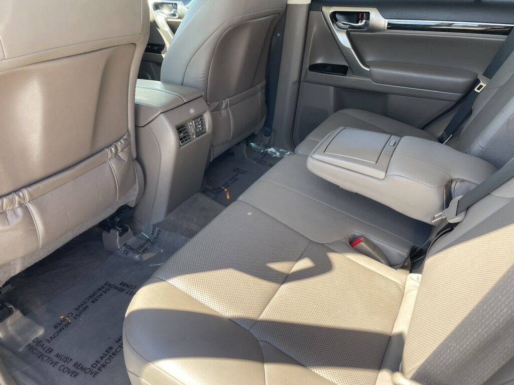 2017 Lexus GX ~ACTIVE PARKING SYSTEM~APPROACH LIGHTS~BLIND SPOT WARNING~BRAKING ASSIST~CRASH SENSORS~CRUISE CONTROL~DRIVER ASSISTANCE PACKAGE~LEATHER TRIMMED SEATS~NAVIGATION PACKAGE~REAR CROSS TRAFFIC ALERT~THIRD ROW SEATING~TRAILER WIRING Sarasota FL