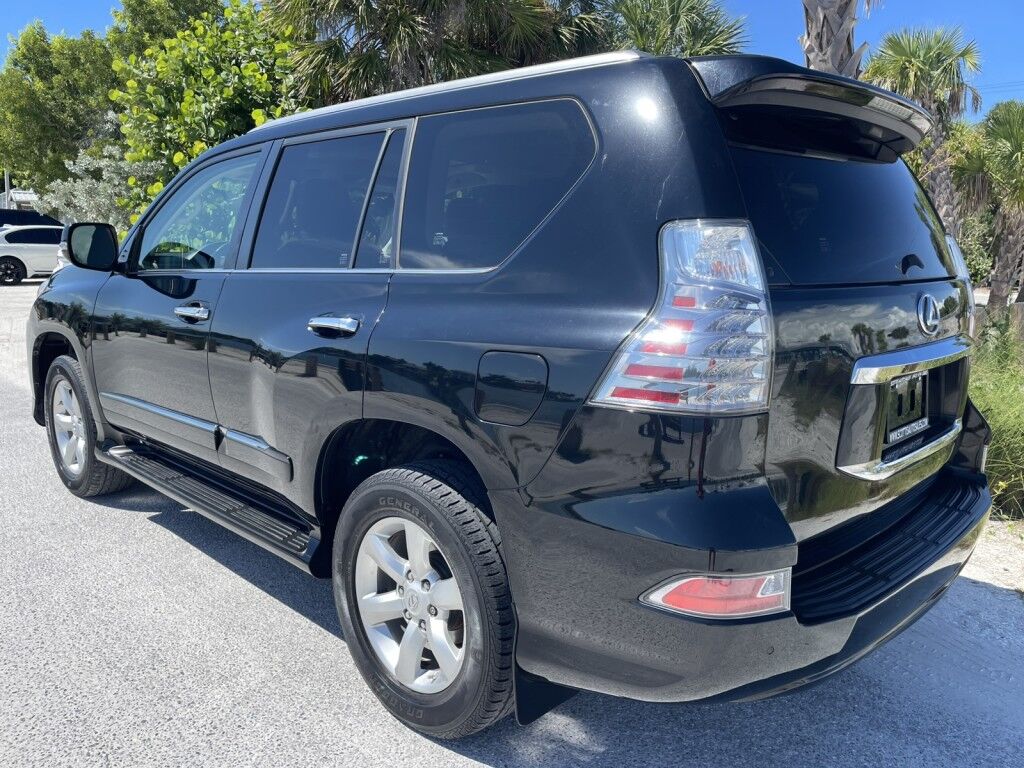 2017 Lexus GX ~ACTIVE PARKING SYSTEM~APPROACH LIGHTS~BLIND SPOT WARNING~BRAKING ASSIST~CRASH SENSORS~CRUISE CONTROL~DRIVER ASSISTANCE PACKAGE~LEATHER TRIMMED SEATS~NAVIGATION PACKAGE~REAR CROSS TRAFFIC ALERT~THIRD ROW SEATING~TRAILER WIRING Sarasota FL