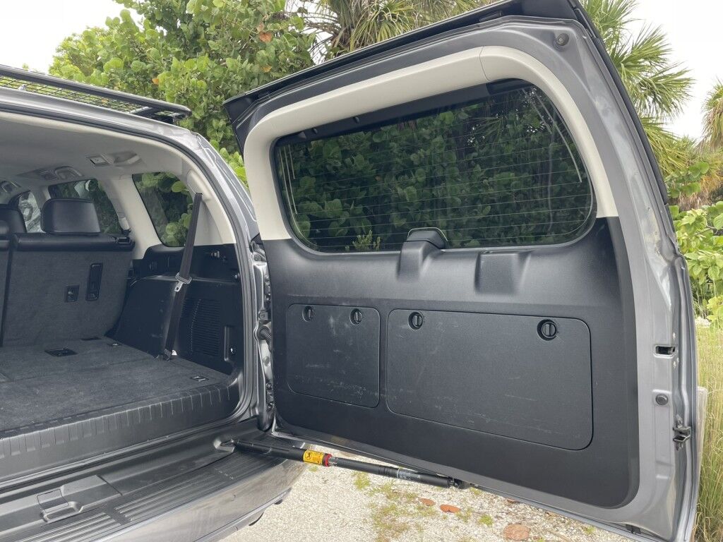 2017 Lexus GX460 PREMIUM~AFTERMARKET ROOF RACK W/LED LIGHTBAR~FRONT WINCH~OFF ROA Sarasota FL