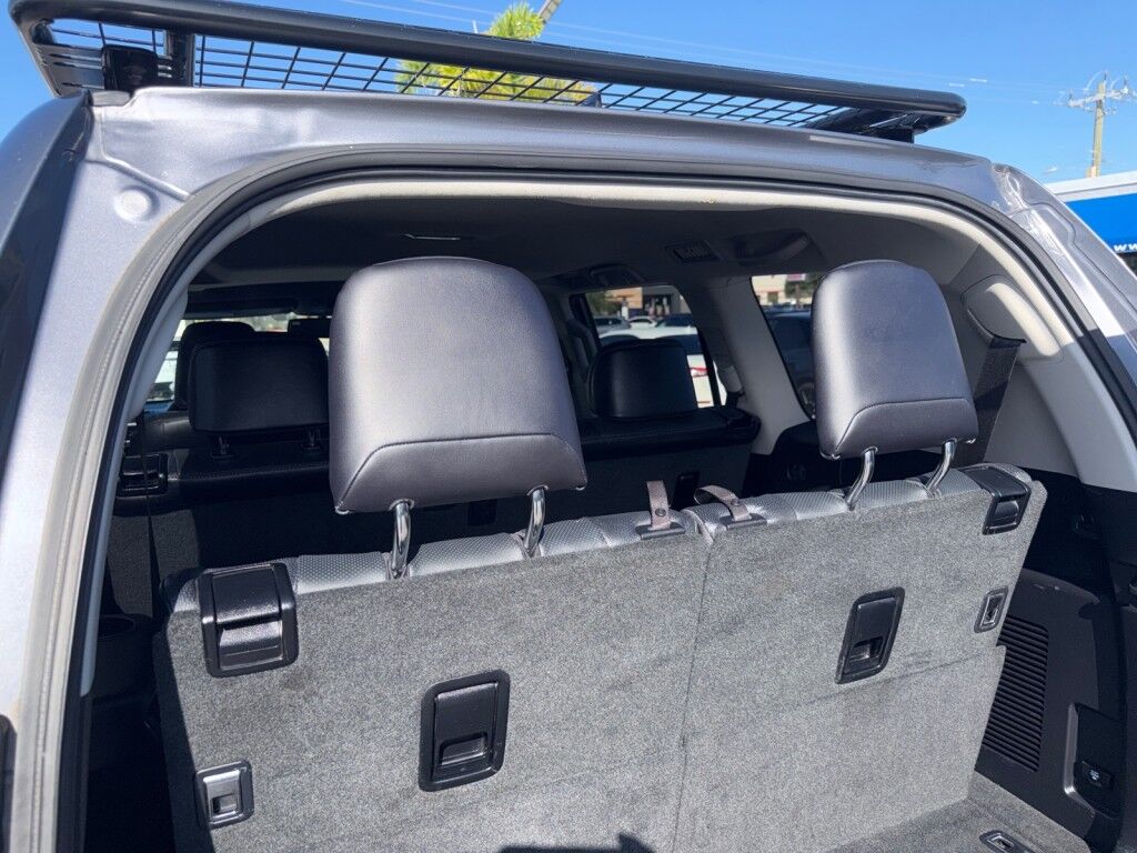 2017 Lexus GX460 PREMIUM~AFTERMARKET ROOF RACK W/LED LIGHTBAR~FRONT WINCH~OFF ROAD WHEELS/TIRES~NAVIGATION~SUNROOF~ONLINE FINANCE AND SHIPPING AVAILABLE!!!! Sarasota FL