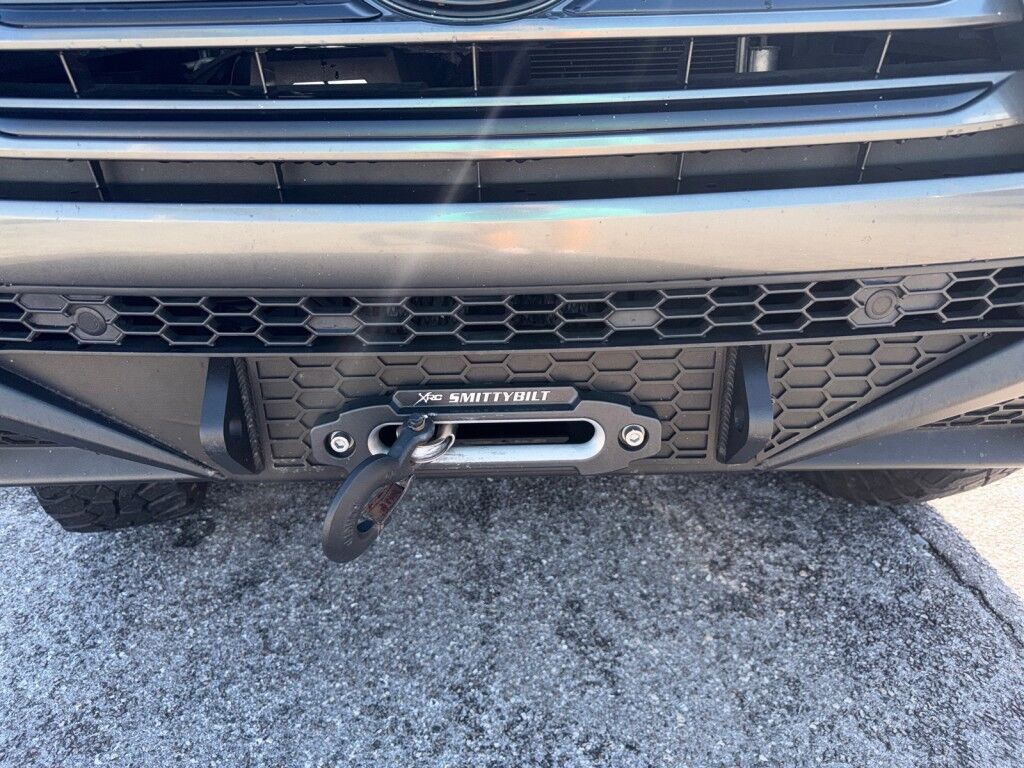 2017 Lexus GX460 PREMIUM~AFTERMARKET ROOF RACK W/LED LIGHTBAR~FRONT WINCH~OFF ROAD WHEELS/TIRES~NAVIGATION~SUNROOF~ONLINE FINANCE AND SHIPPING AVAILABLE!!!!