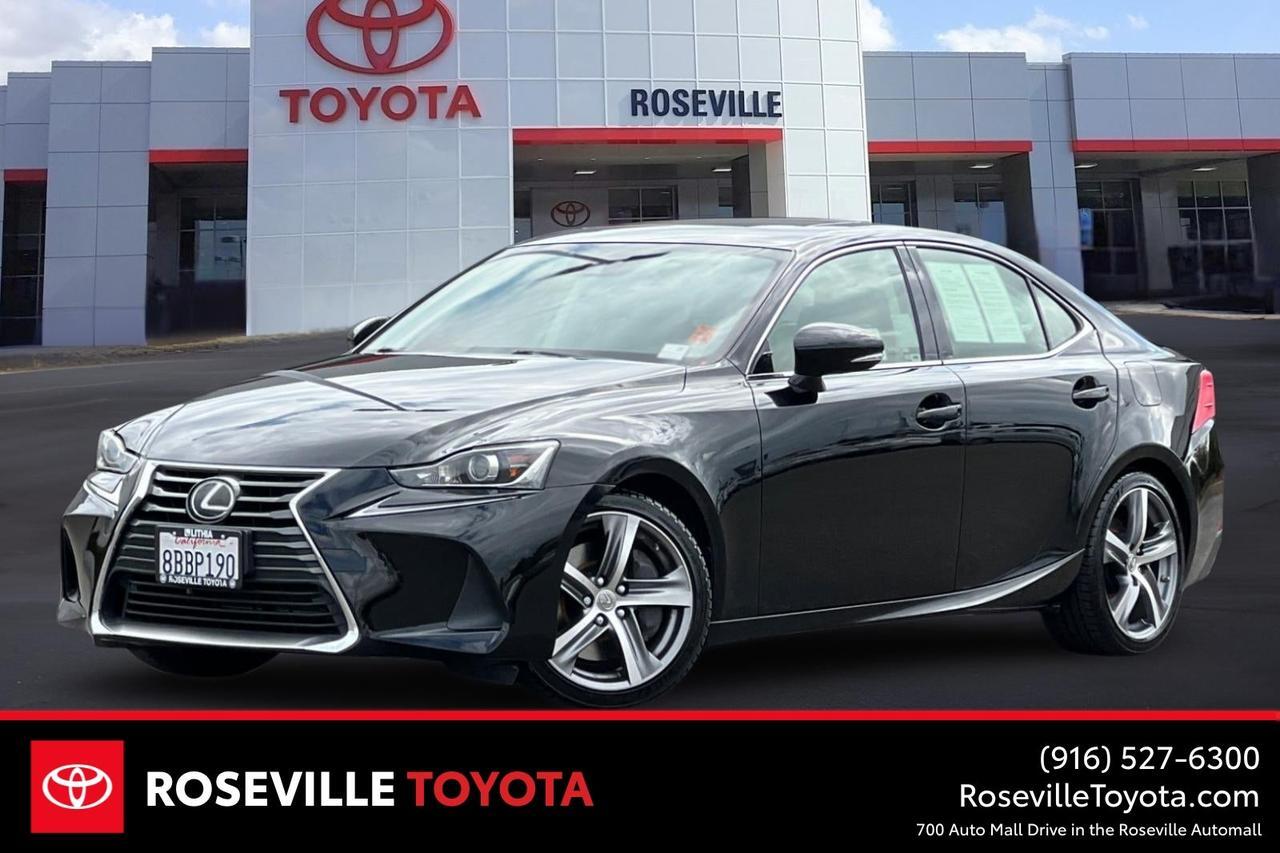 2017 Lexus IS