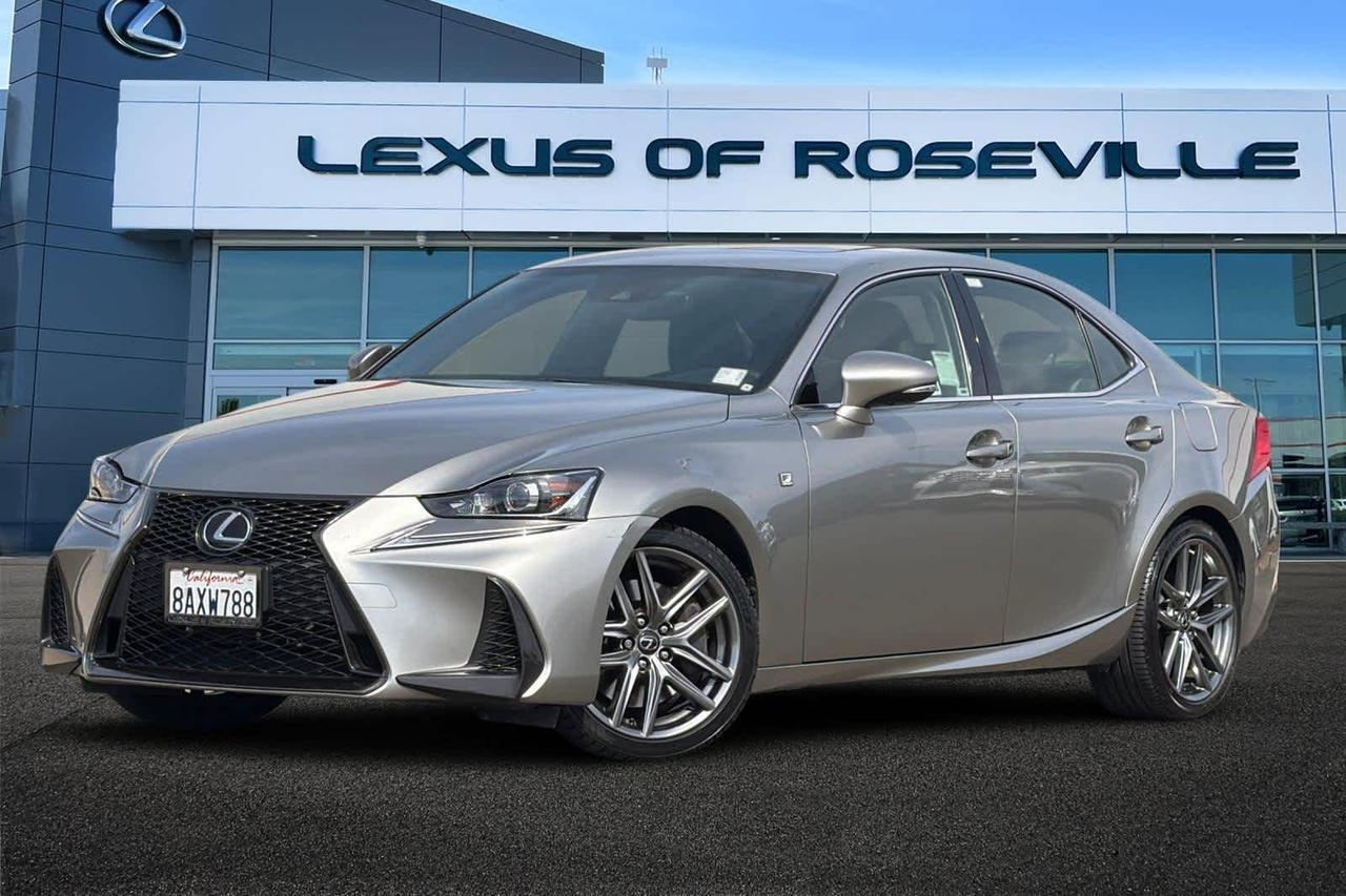 2017 Lexus IS