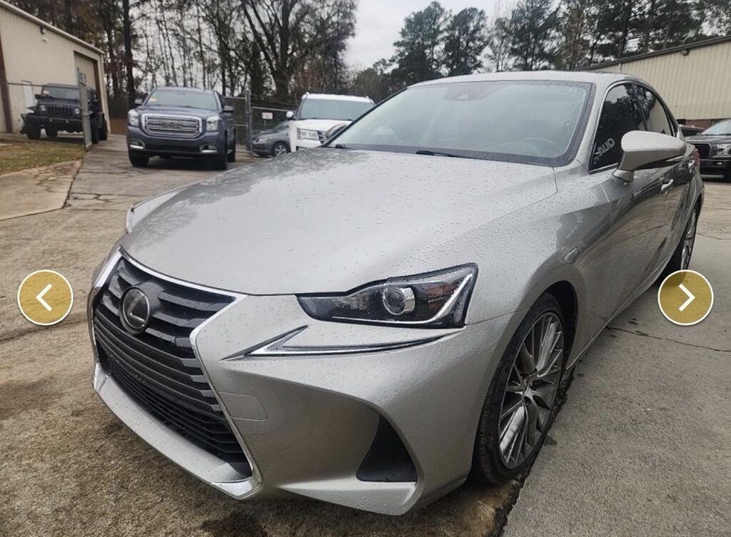 2017 Lexus IS