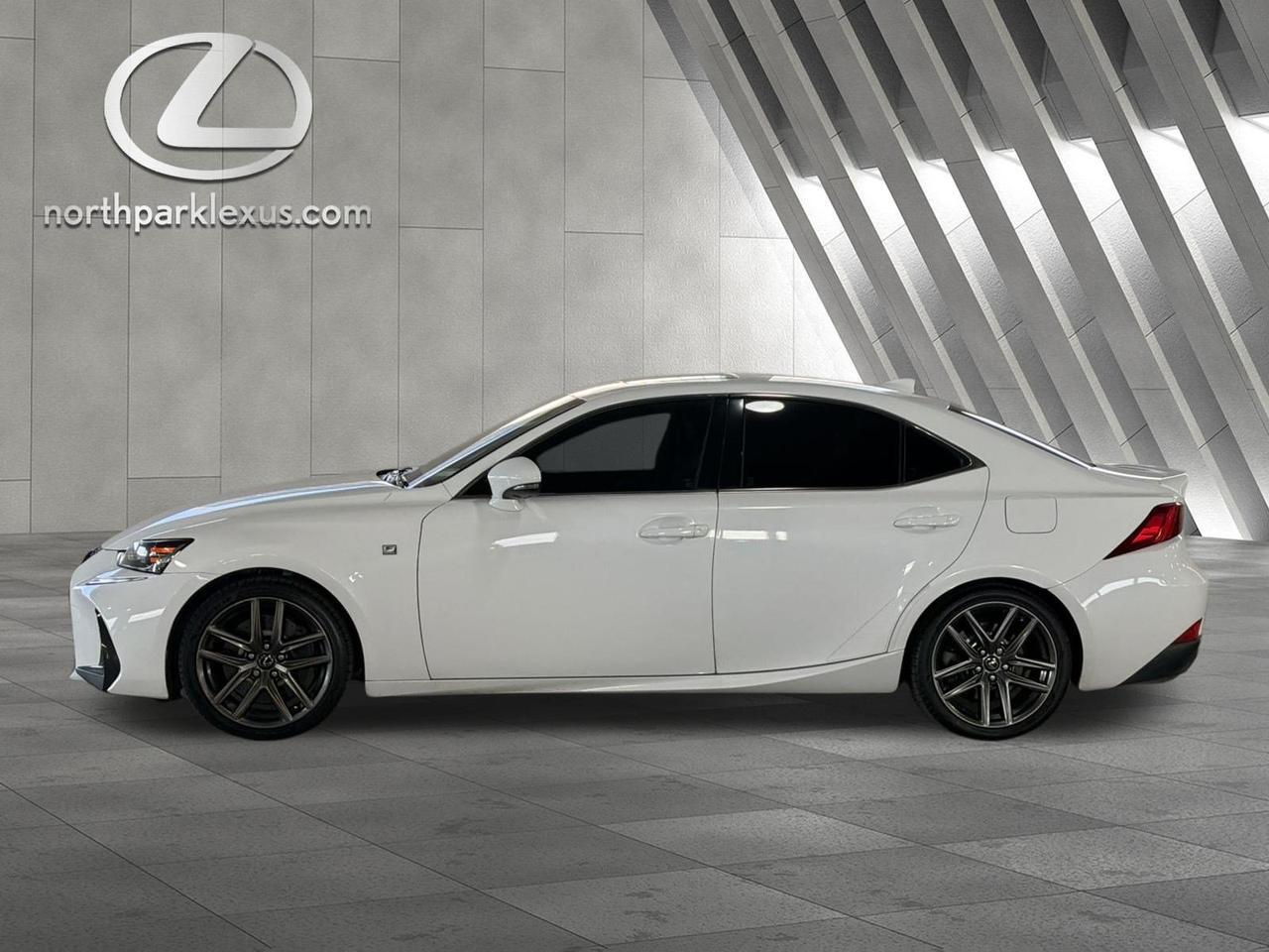 2017 Lexus IS