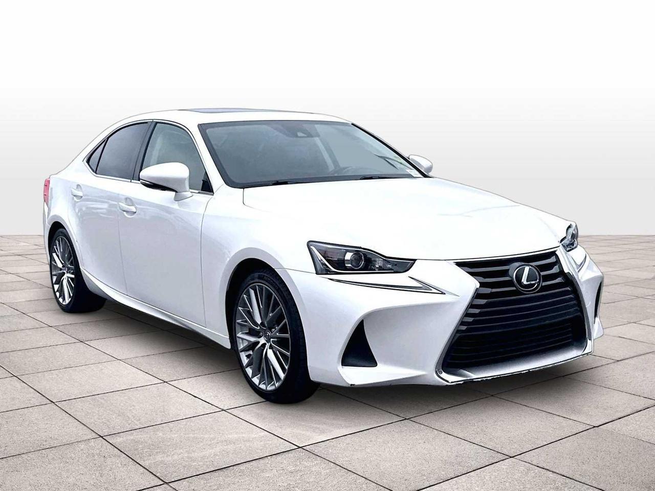 2017 Lexus IS Turbo