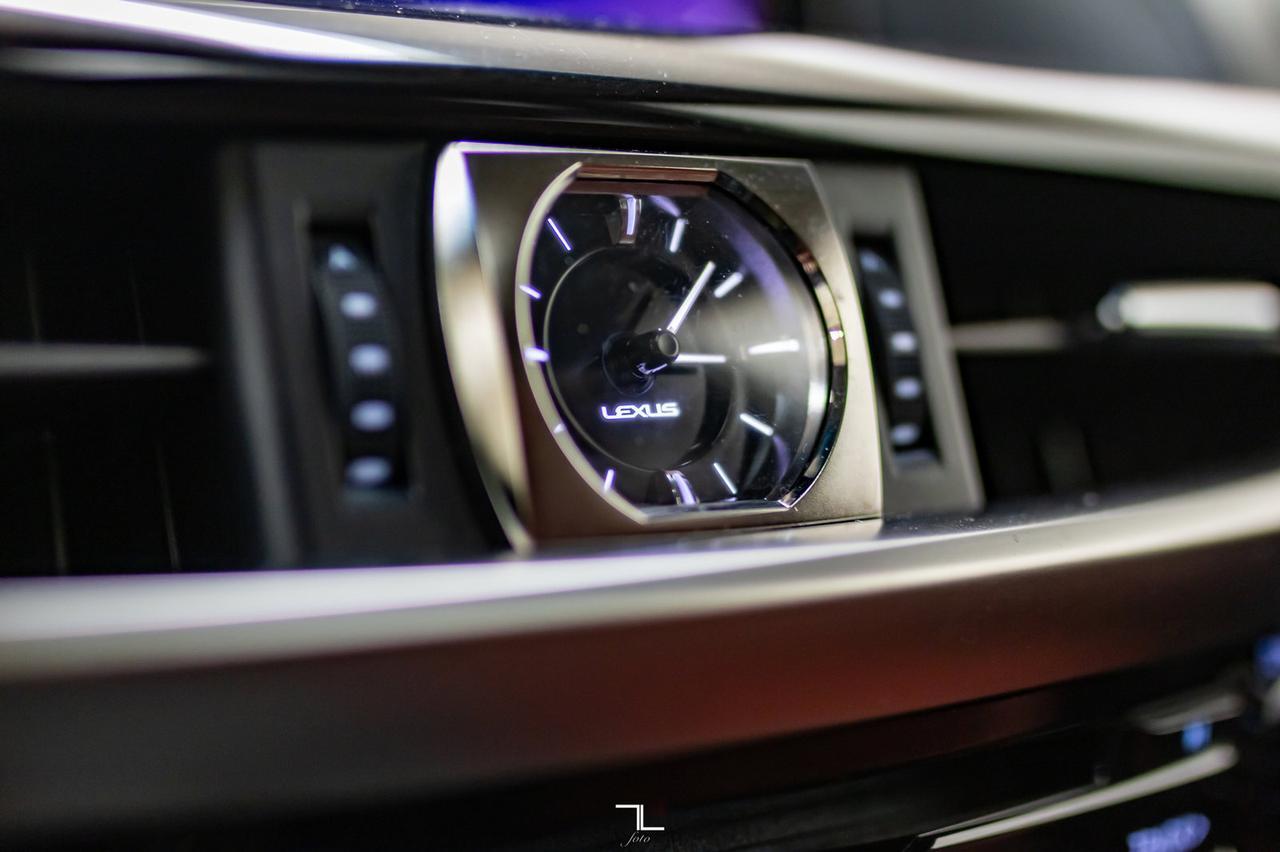 2017 Lexus LX 570 AWD Executive Leather Roof Nav BCam TV Red Deer AB