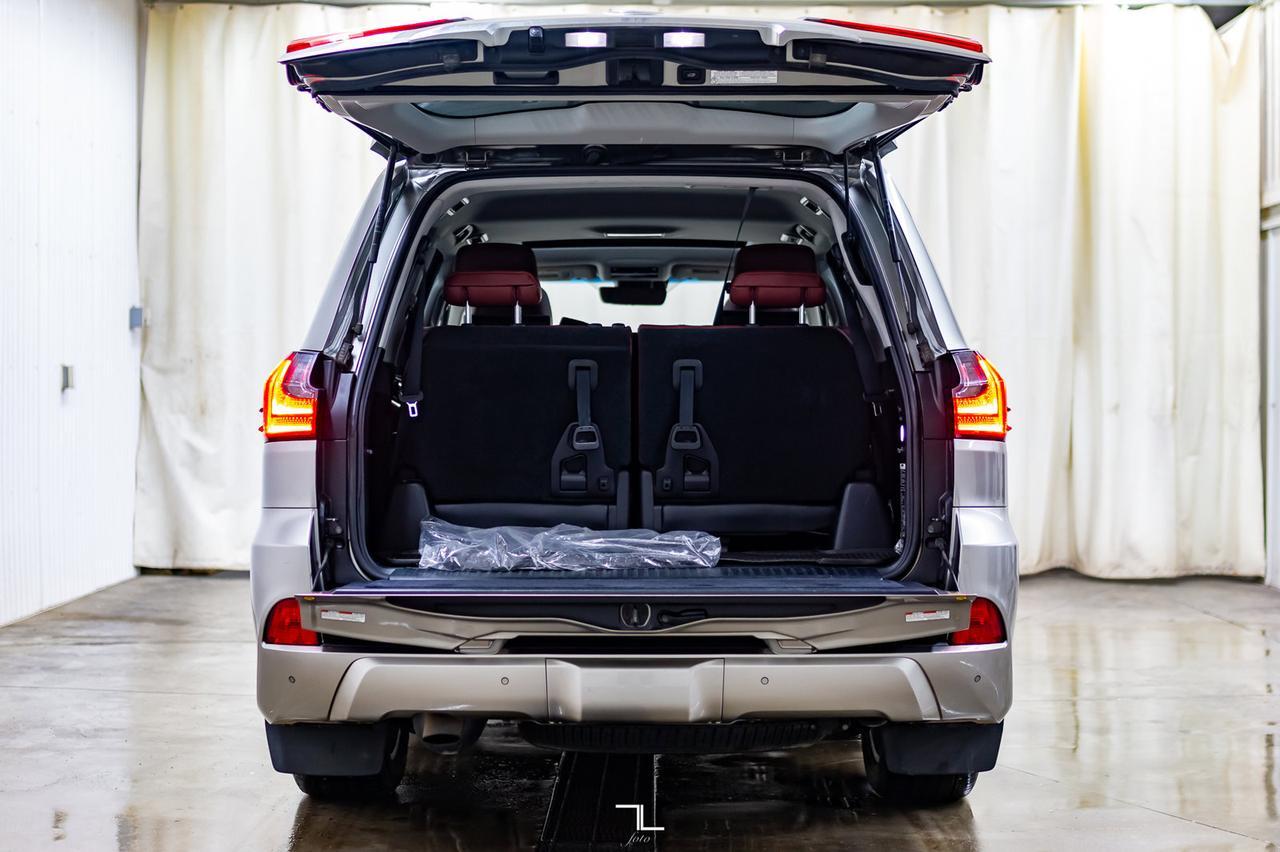 2017 Lexus LX 570 AWD Executive Leather Roof Nav BCam TV Red Deer AB