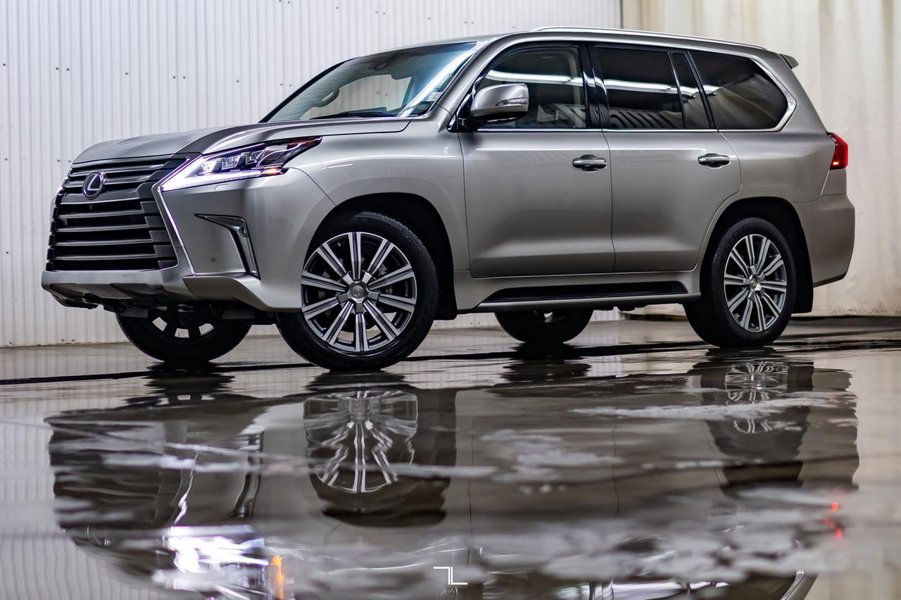 2017 Lexus LX 570 AWD Executive Leather Roof Nav BCam TV Red Deer AB