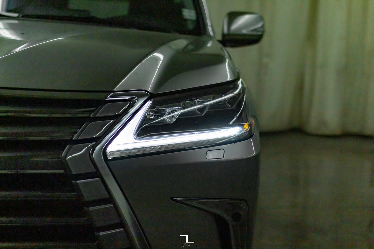 2017 Lexus LX 570 AWD Executive Leather Roof Nav BCam TV Red Deer AB