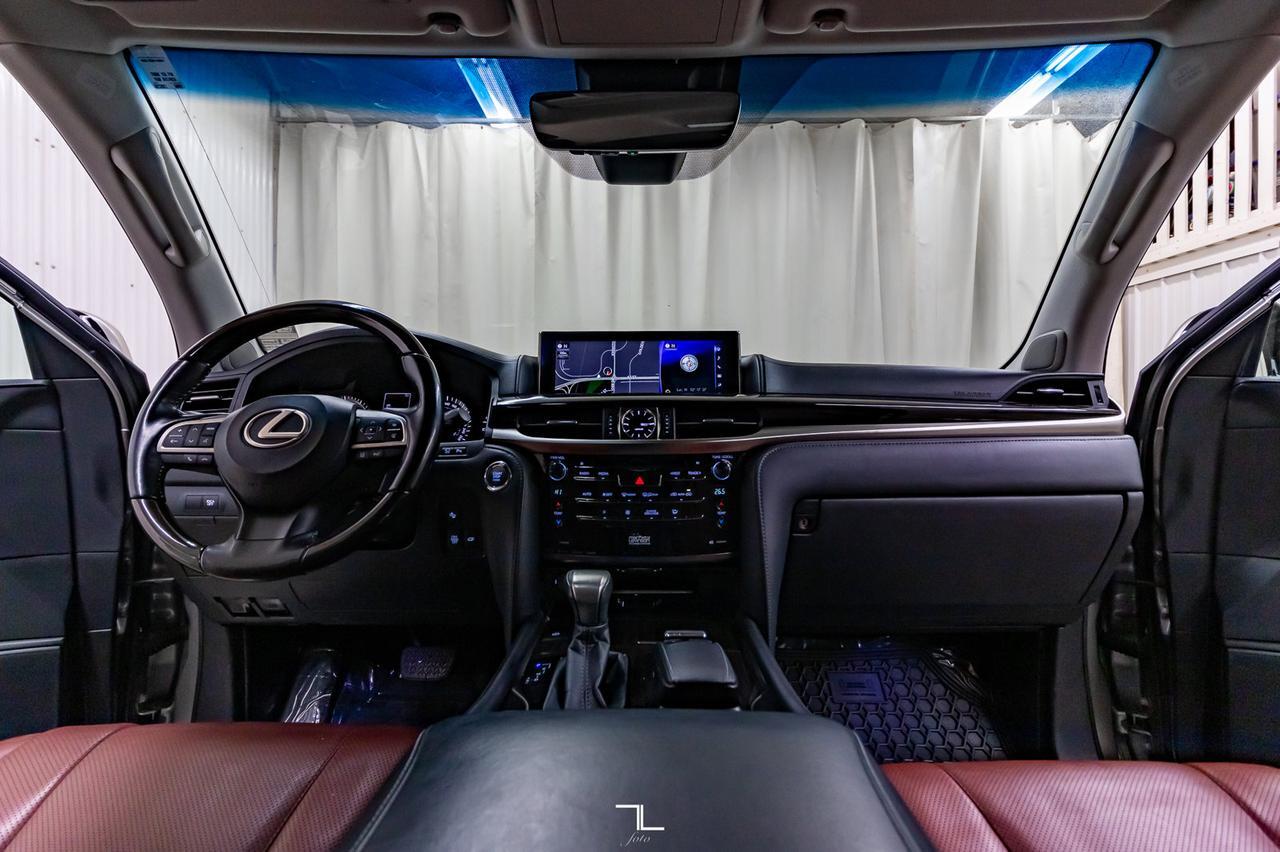 2017 Lexus LX 570 AWD Executive Leather Roof Nav BCam TV Red Deer AB