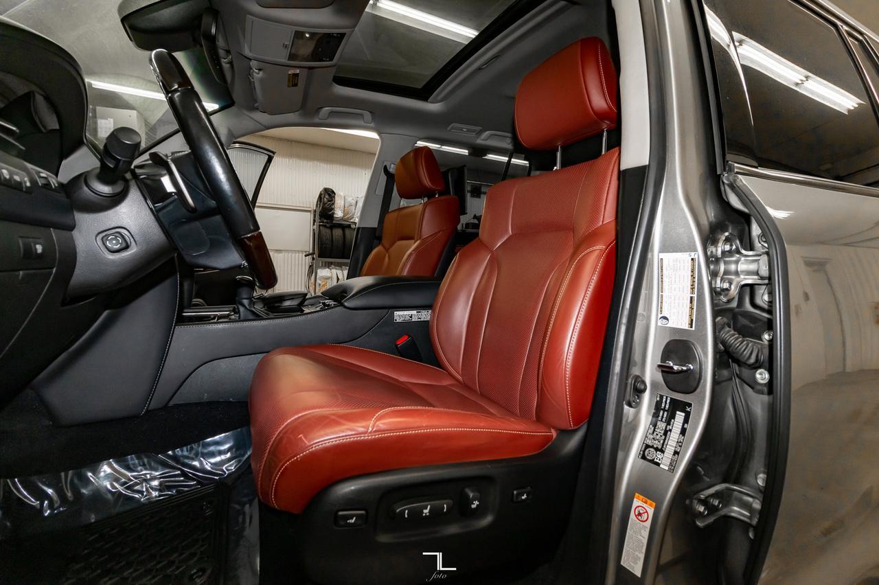 2017 Lexus LX 570 AWD Executive Leather Roof Nav BCam TV Red Deer AB