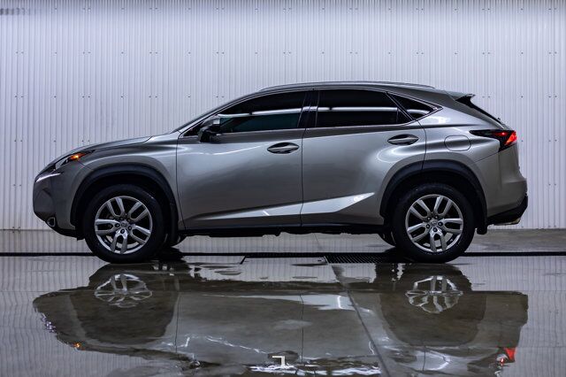 2017 Lexus NX 200t AWD Premium Leather Roof BCam Red Deer AB