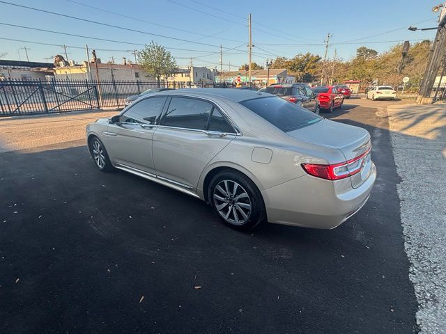 2017 Lincoln Continental Premiere