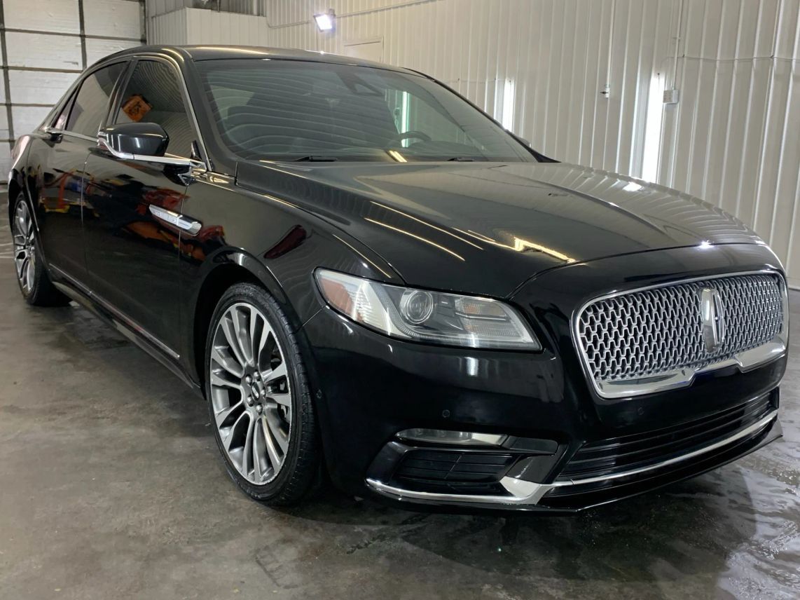 2017 Lincoln Continental Reserve Sedan 4D