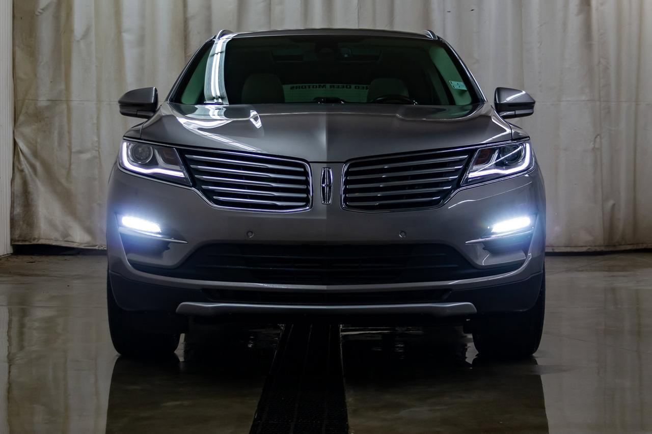 2017 Lincoln MKC AWD Reserve Leather Roof Nav BCam Red Deer AB