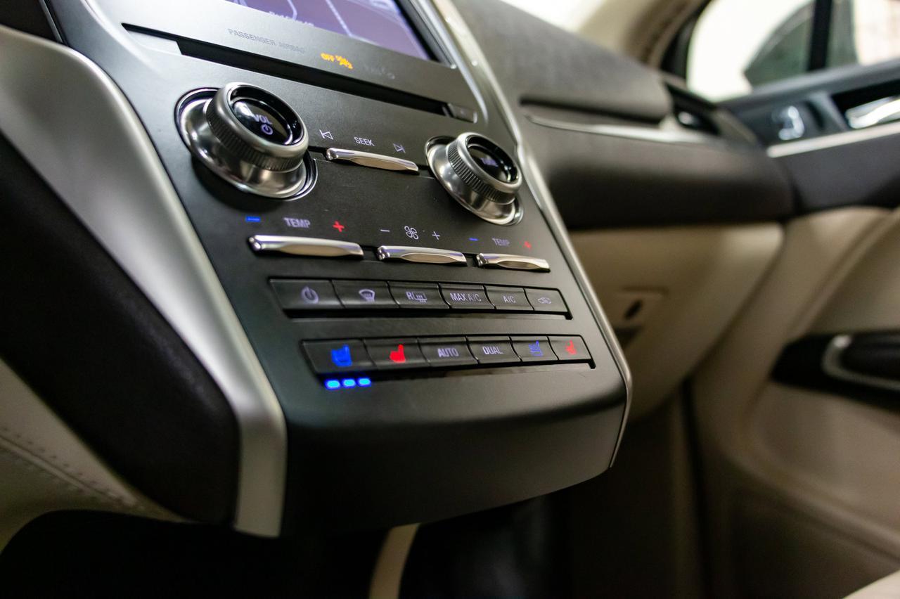 2017 Lincoln MKC AWD Reserve Leather Roof Nav BCam Red Deer AB