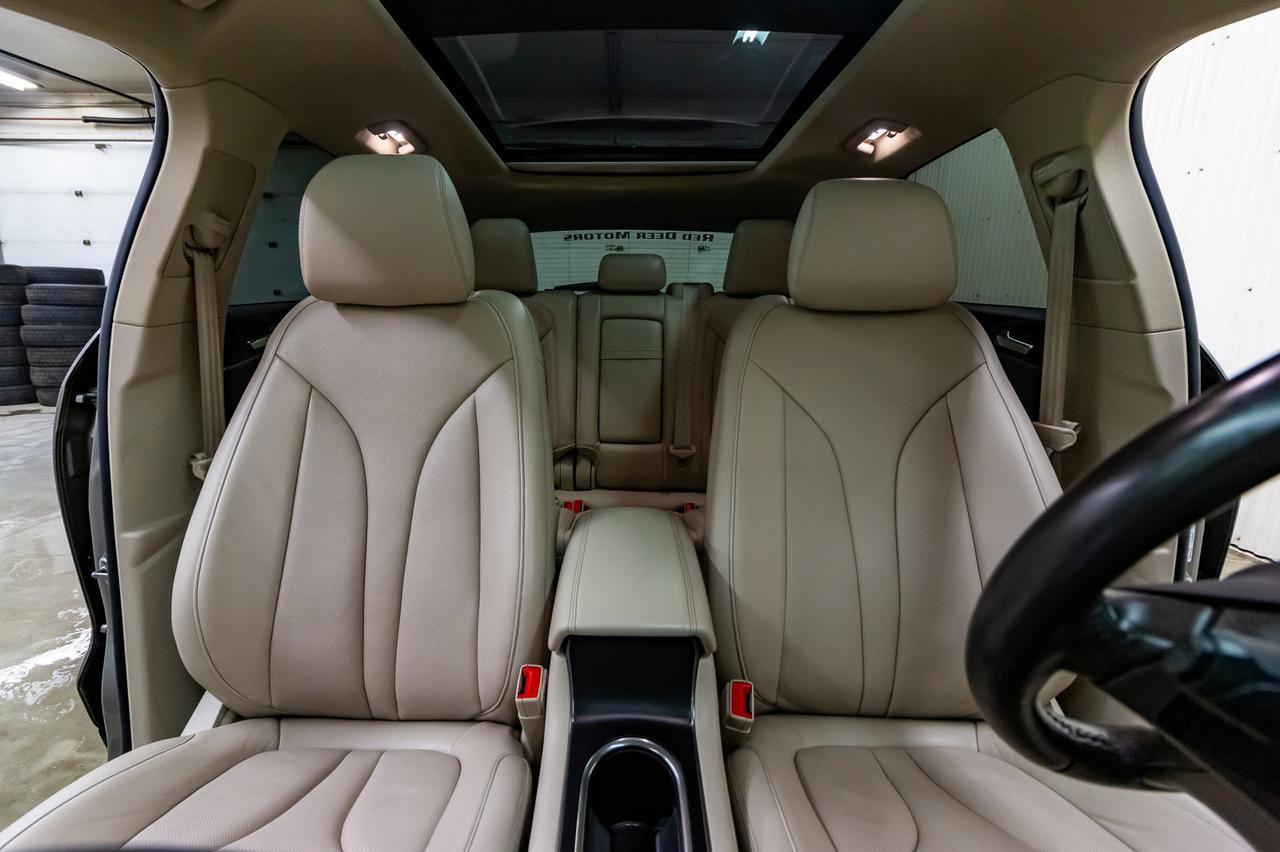 2017 Lincoln MKC AWD Reserve Leather Roof Nav BCam Red Deer AB