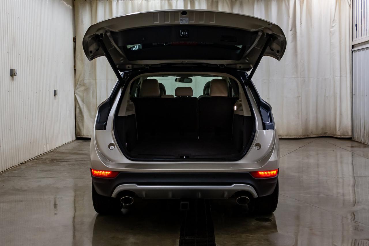 2017 Lincoln MKC AWD Reserve Leather Roof Nav BCam Red Deer AB