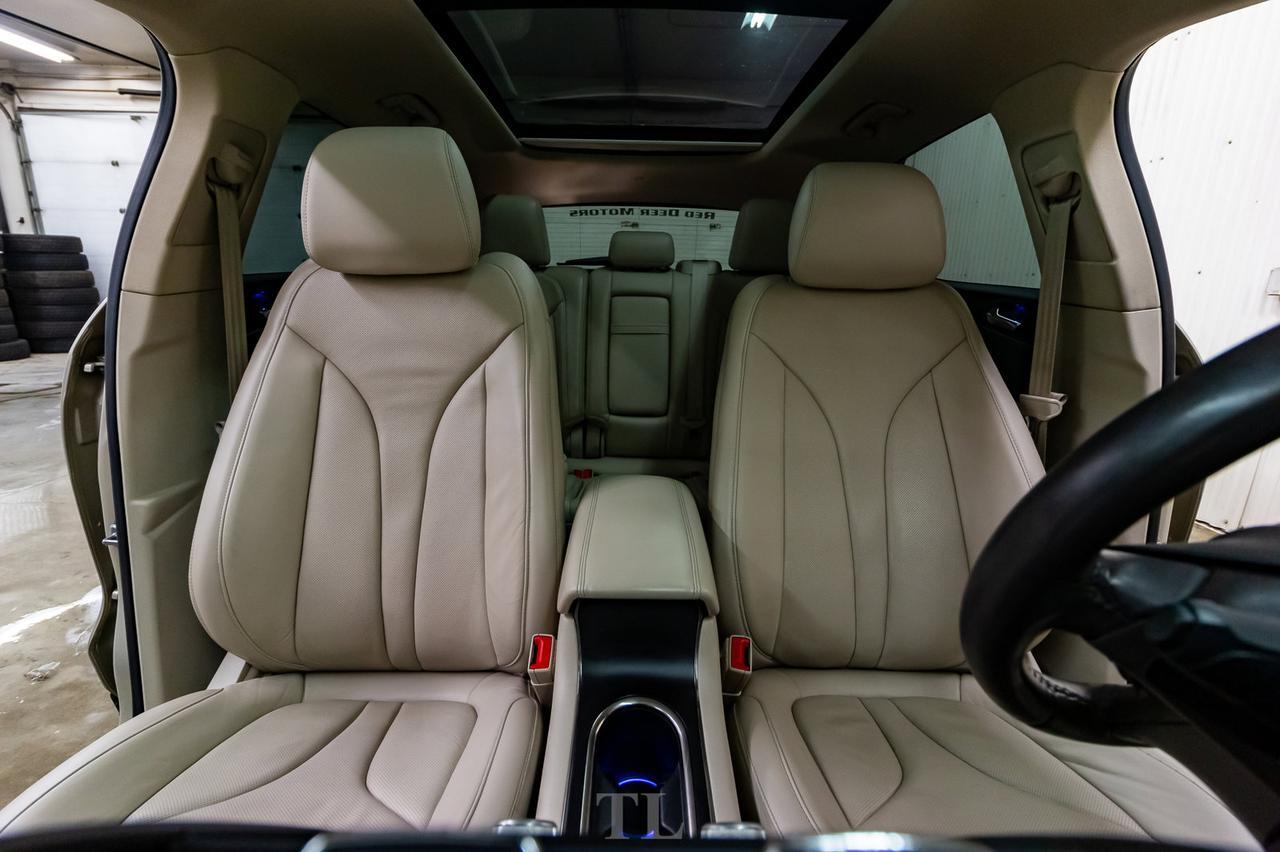 2017 Lincoln MKC AWD Reserve Leather Roof Nav BCam Red Deer AB