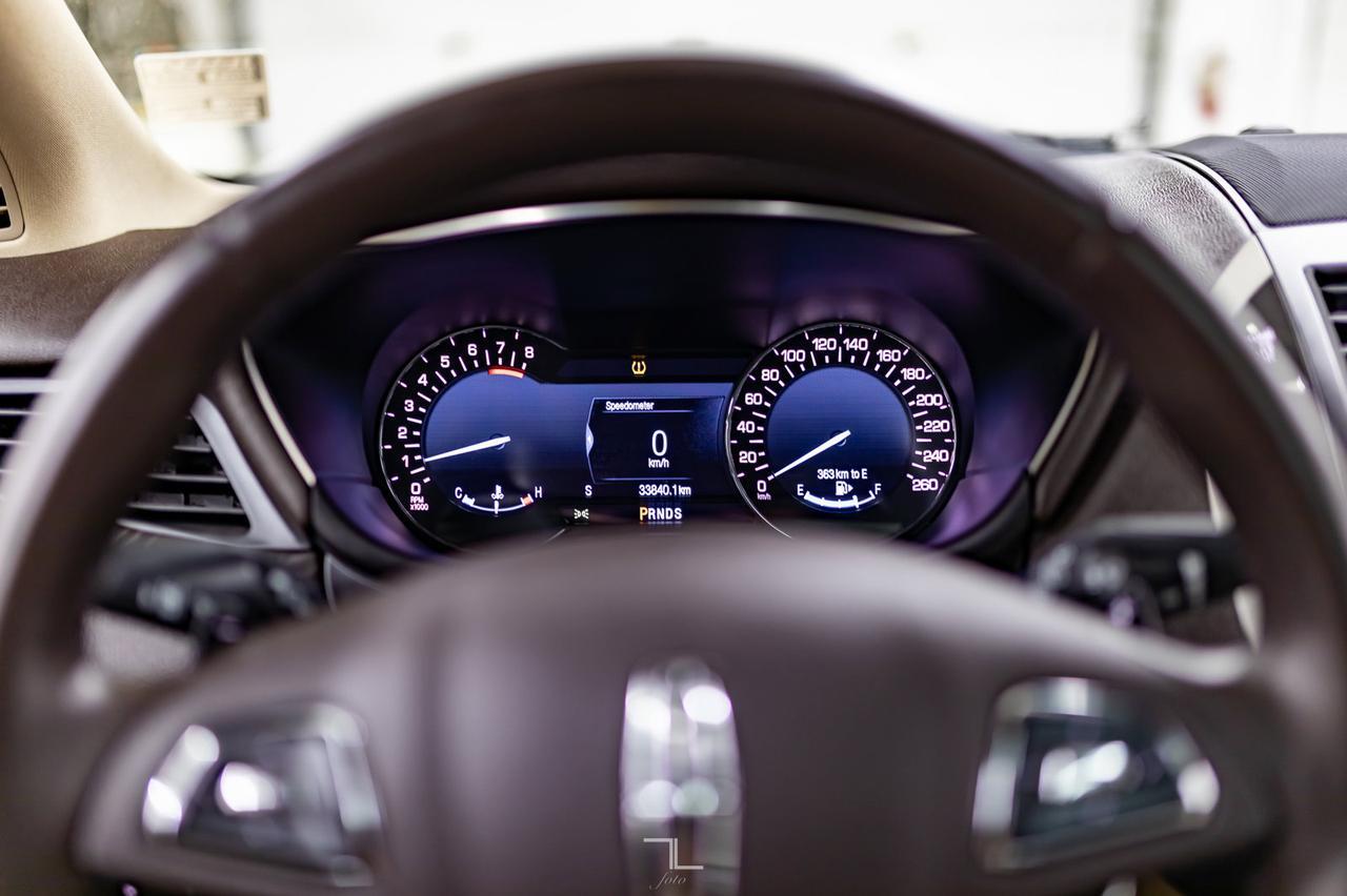 2017 Lincoln MKC AWD Reserve Leather Roof Nav BCam Red Deer AB