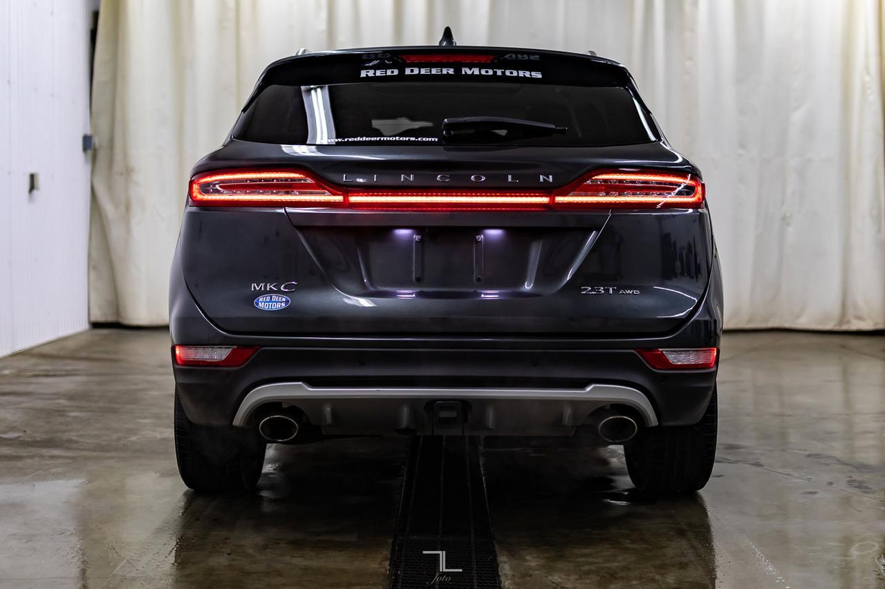 2017 Lincoln MKC AWD Reserve Leather Roof Nav BCam Red Deer AB