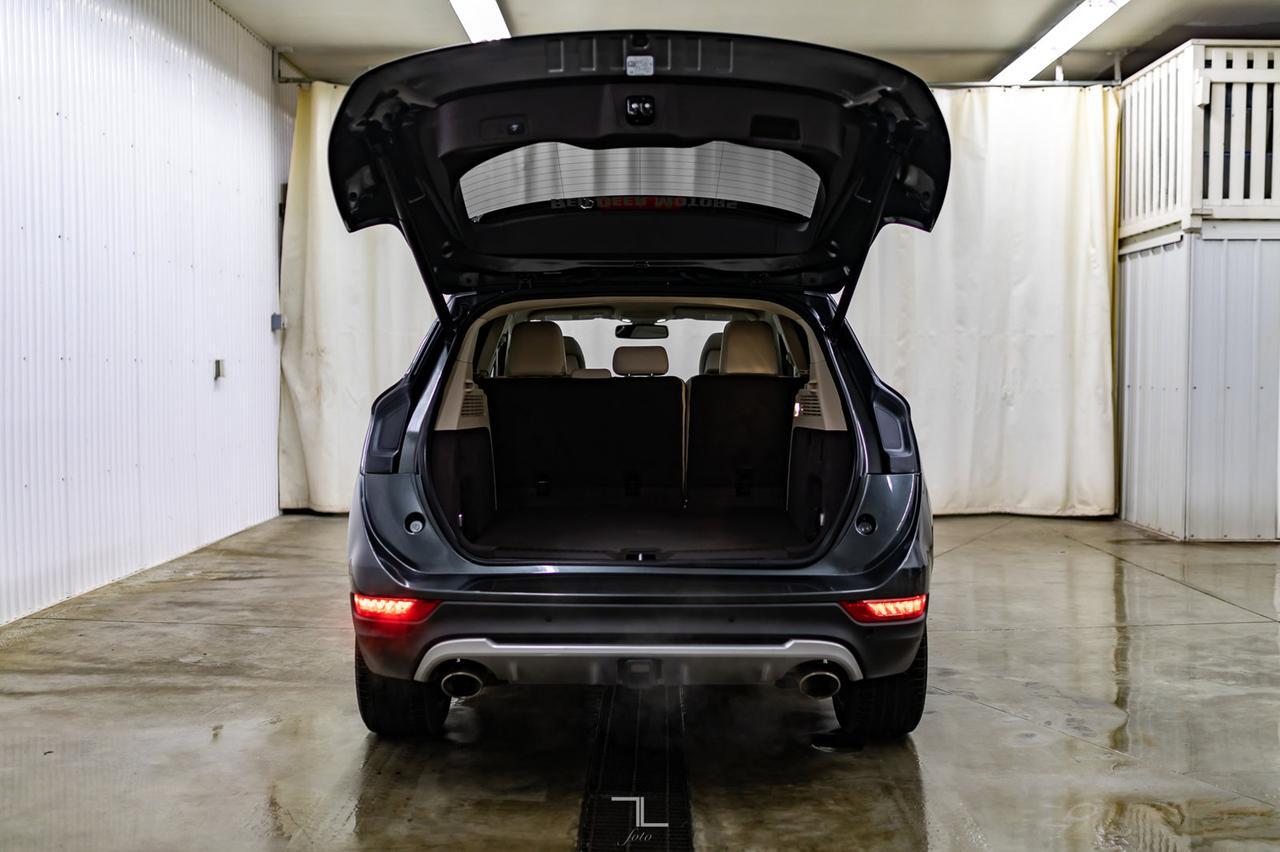 2017 Lincoln MKC AWD Reserve Leather Roof Nav BCam Red Deer AB