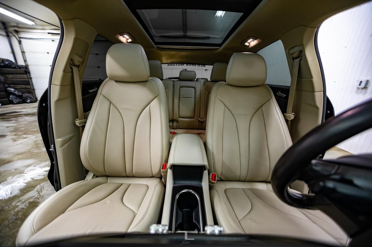 2017 Lincoln MKC AWD Reserve Leather Roof Nav BCam Red Deer AB