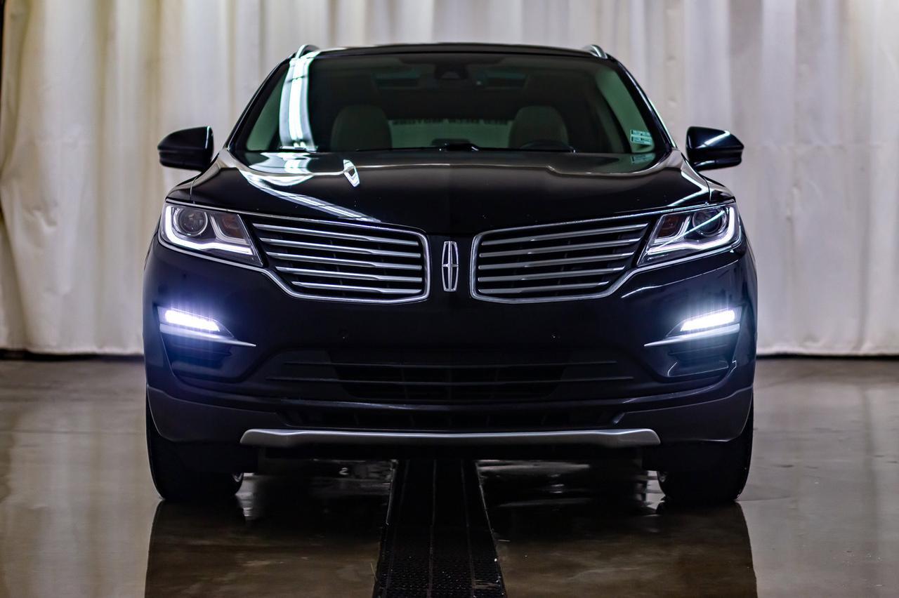 2017 Lincoln MKC AWD  Reserve Leather Roof Nav Red Deer AB